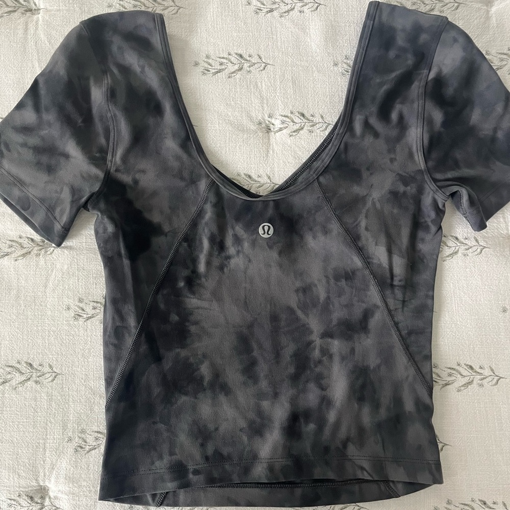 Lululemon Black Tie-Dye Scoop Neck Crop Top